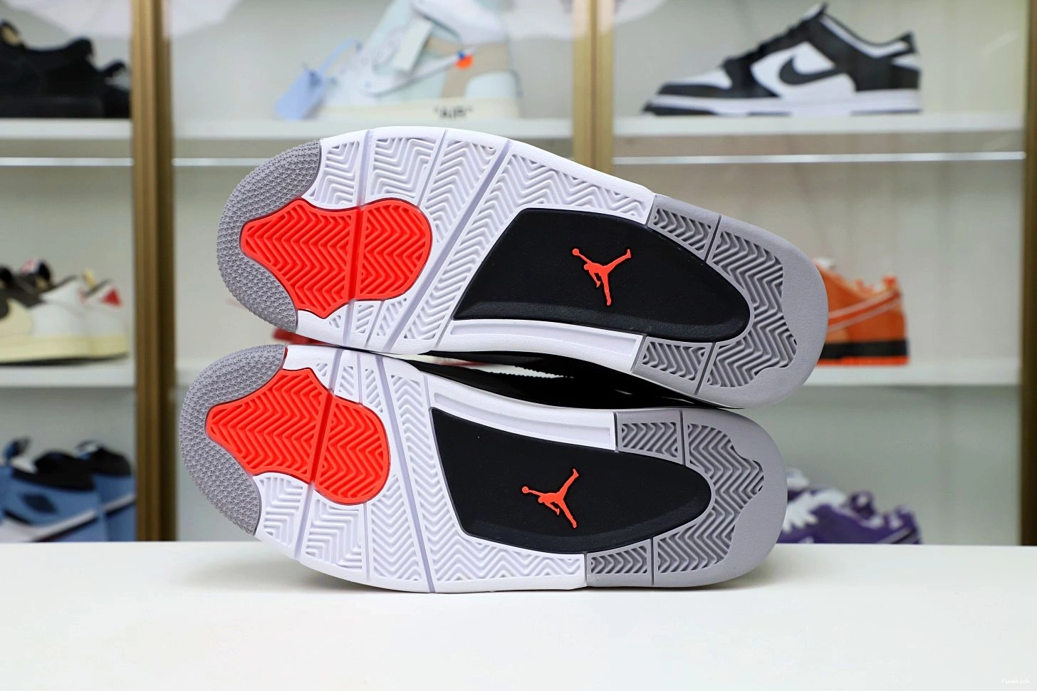 4 AIR JORDAN INFRARED 1013